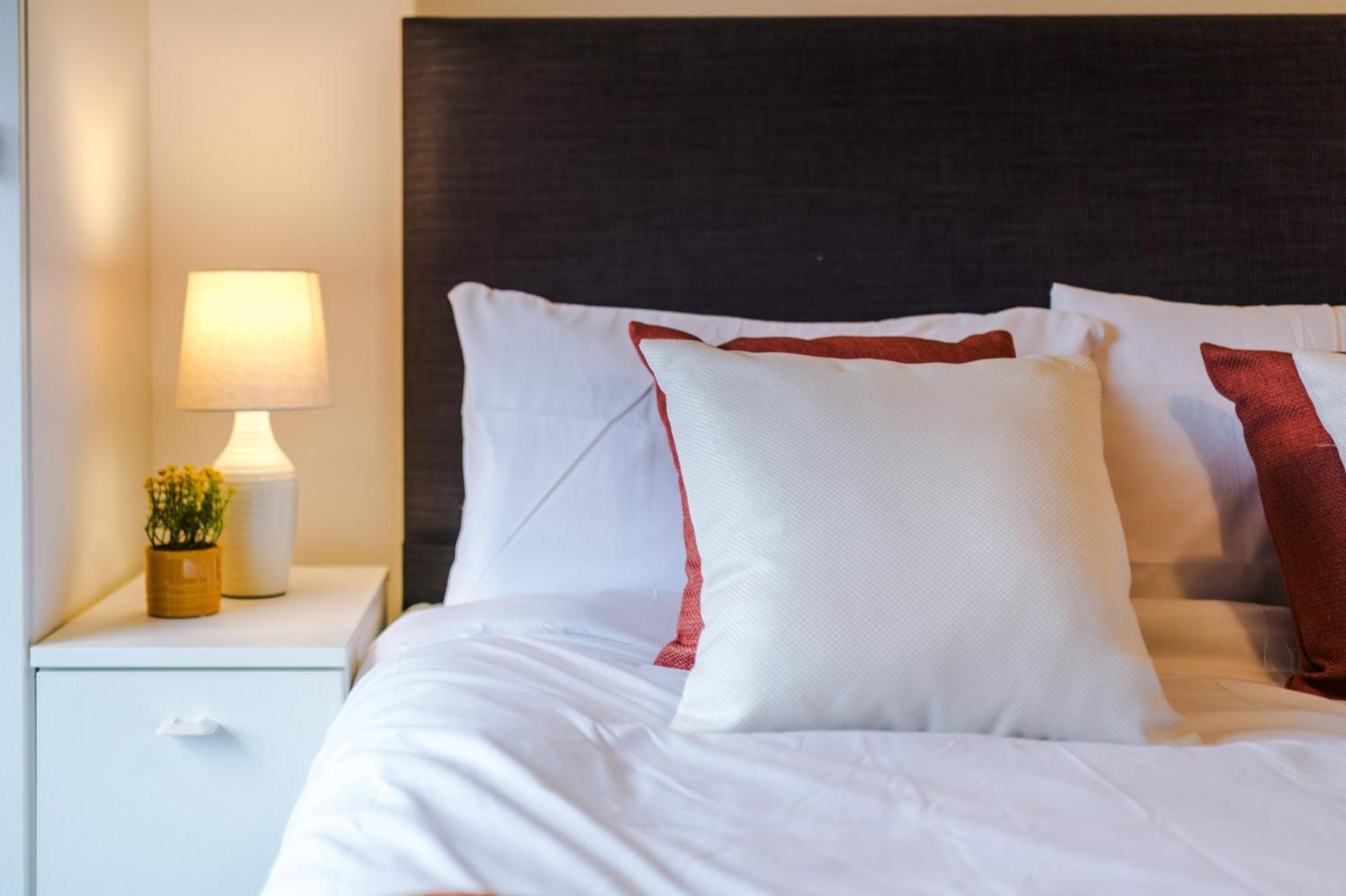 2 King Size Beds In Manhattan Styled Oversize Apartment 利兹 外观 照片